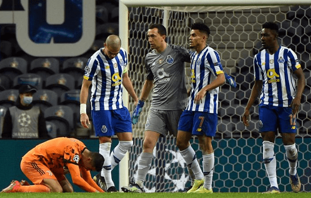 爱游戏官网 -阿贾克斯内部会议纪要流出：关键时刻防线松动，意甲使命明确，训练强度明显提升的简单介绍